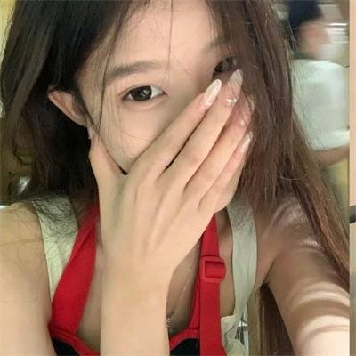 他在窥视你